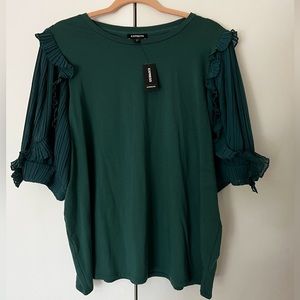 EXPRESS - Women’s Green Ruffle Sleeve Top - XL